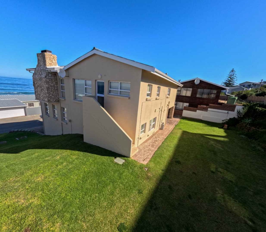 5 Bedroom Property for Sale in Jongensfontein Western Cape
